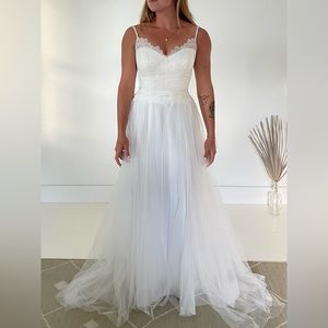 David’s Bridal Wedding Dress size 4